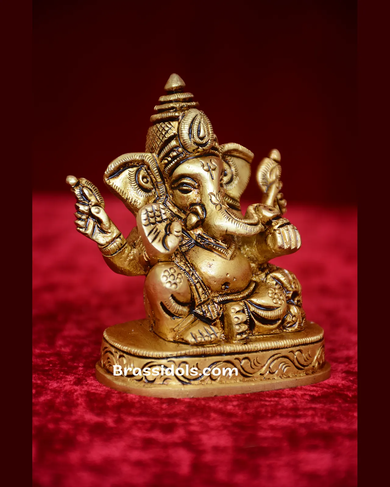 Brass Ganesha Idol for Home and Puja – Compact Design - image 2