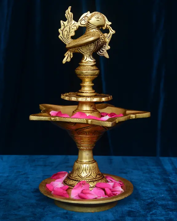 Pecoke Standing Lamp - image 1