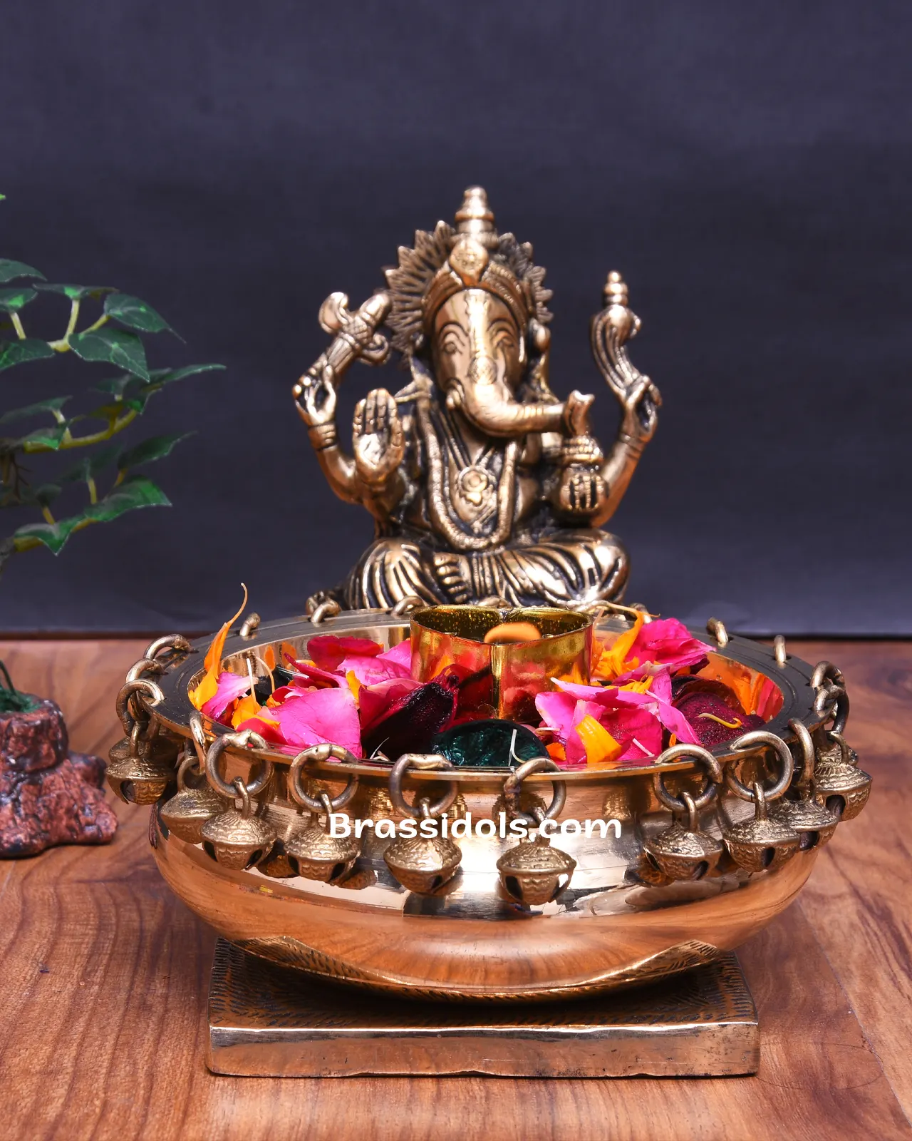 Brass Ganesh with Separate Urli Bowl - image 2