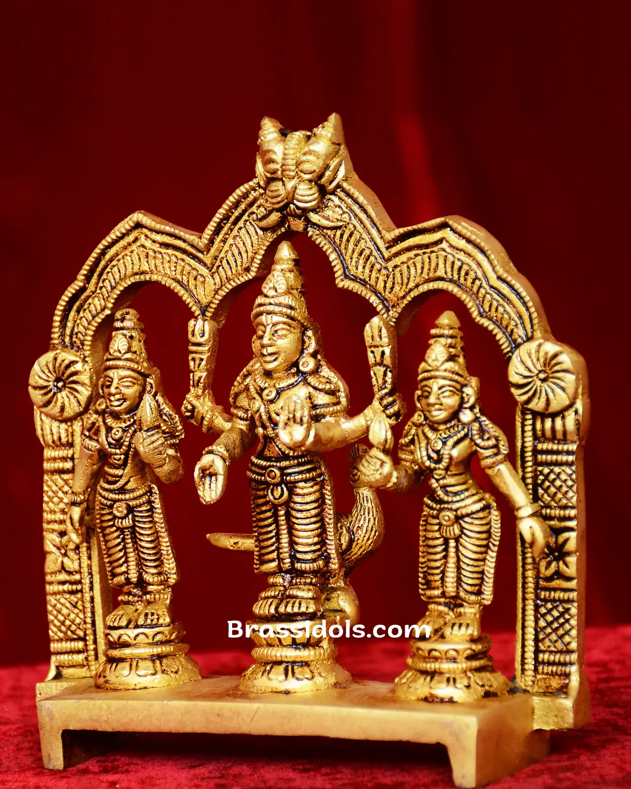 Exquisite Thiruvachi Murugan with Valli Deivanai - 5 inches - image 2