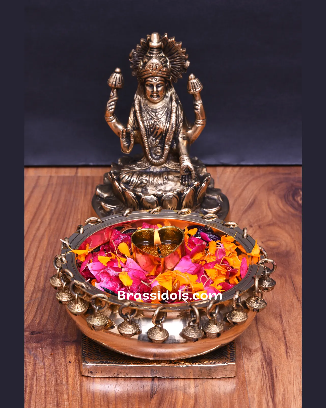 Brass Laxmi with Separate Urli Bowl - image 1