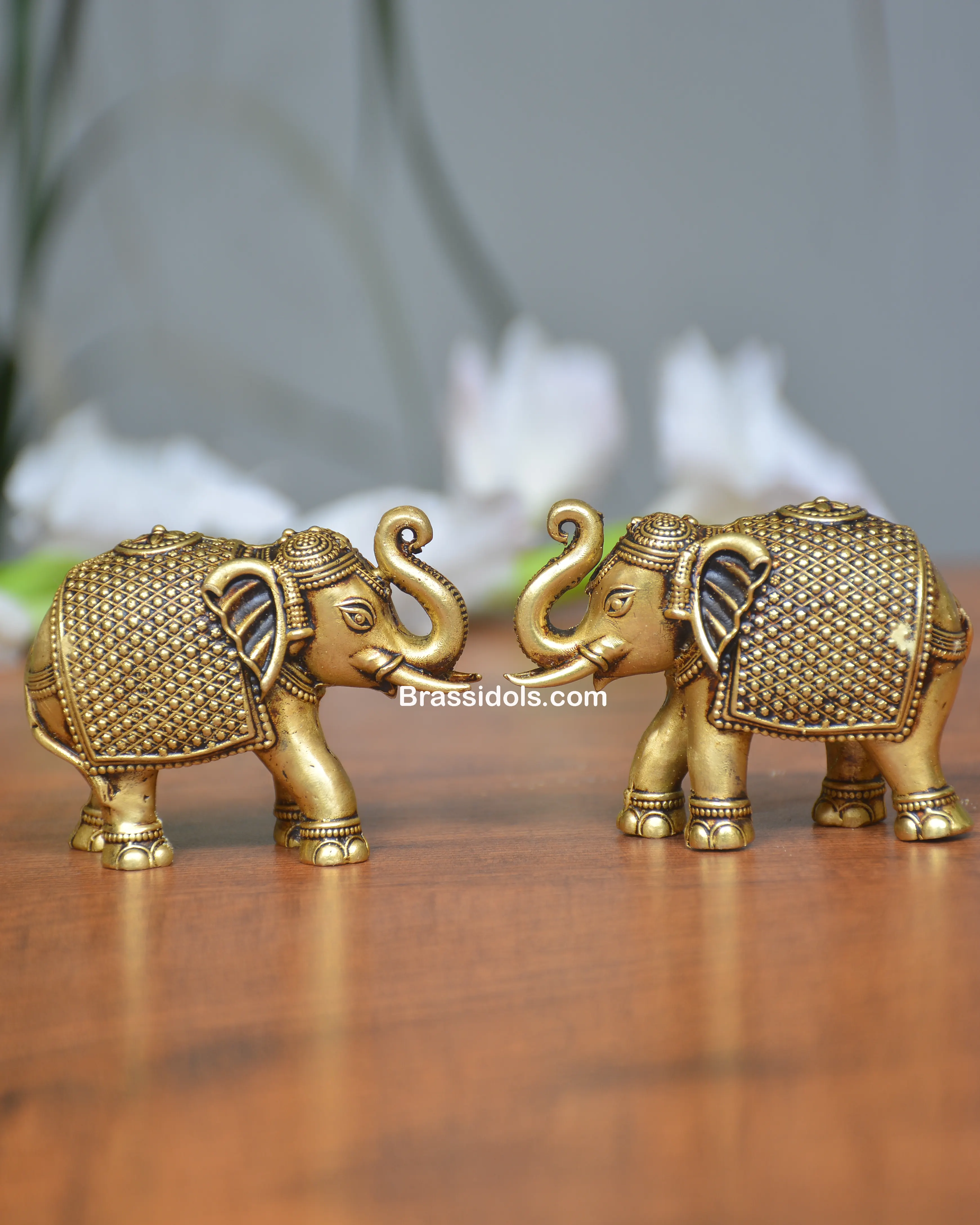 LIGHT WEIGHT JAALI DESIGN ELEPHANT - image 2