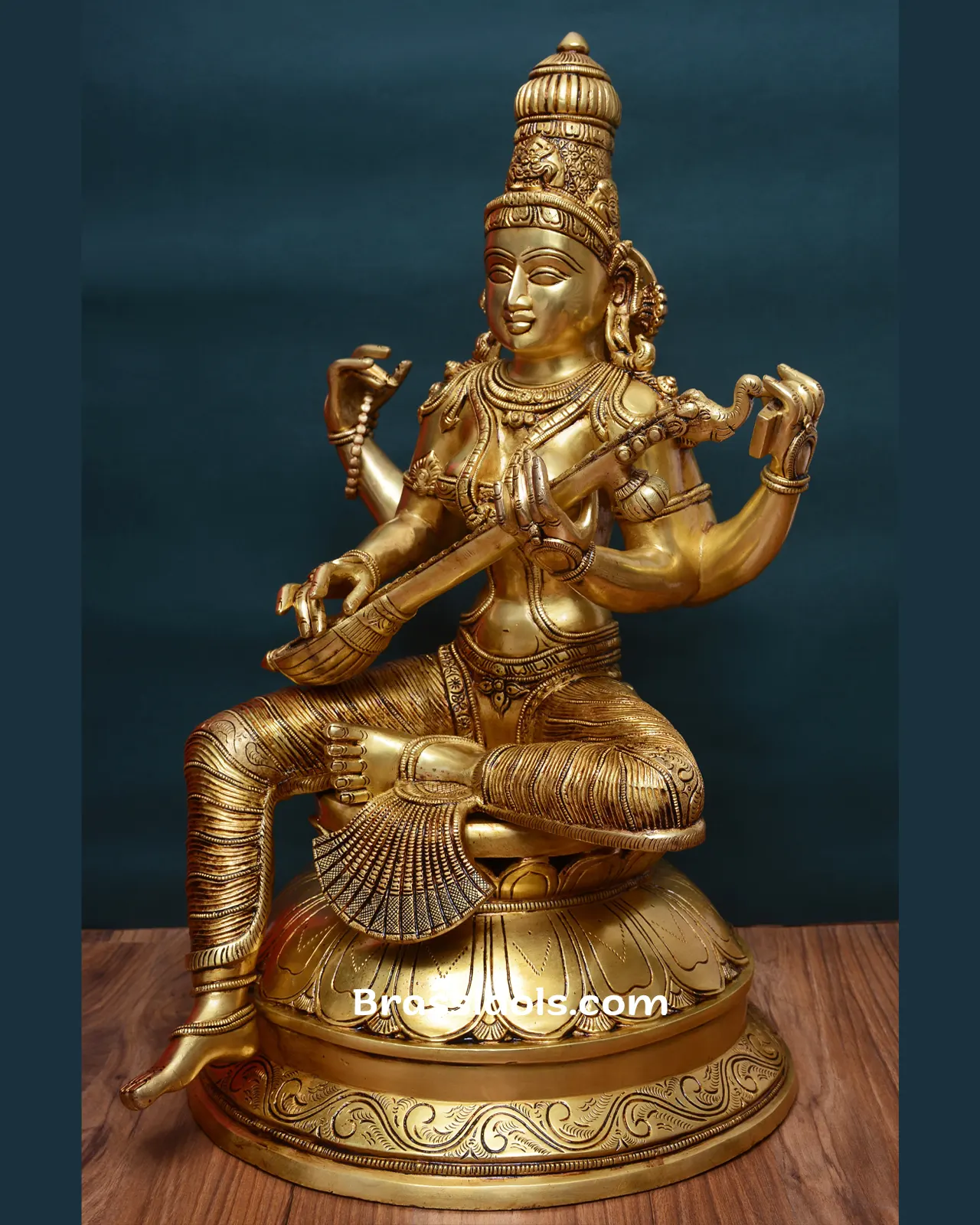 Brass Saraswati - image 2