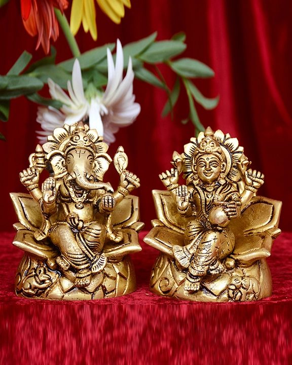 Ganesh Laxmi kursi - image 1