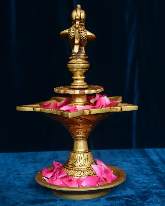 Pecoke Standing Lamp - image 2