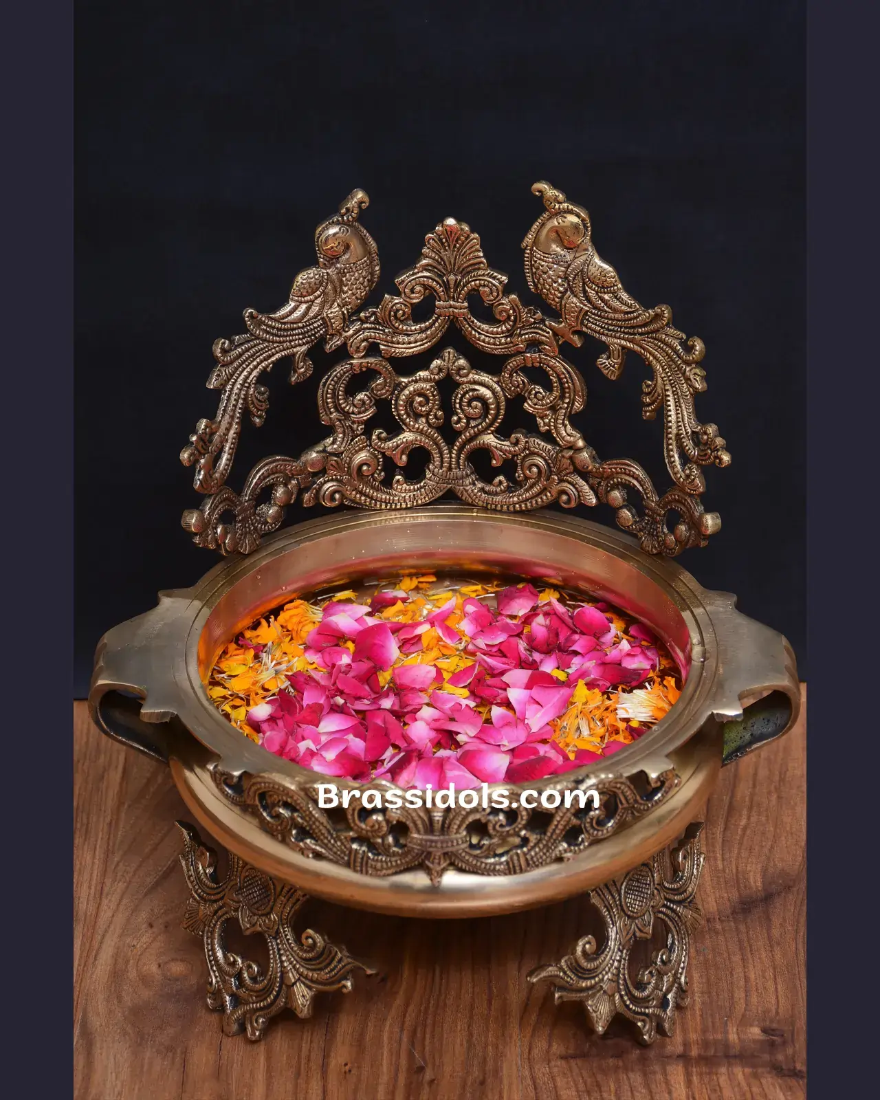 Brass Double More Urli - image 1