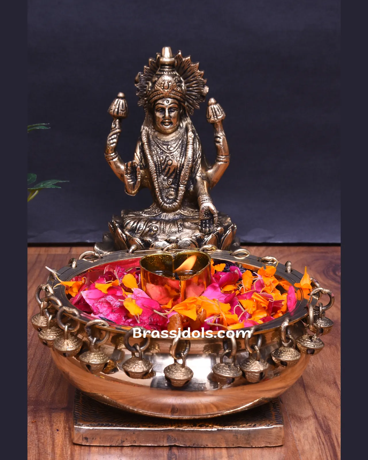 Brass Laxmi with Separate Urli Bowl - image 2