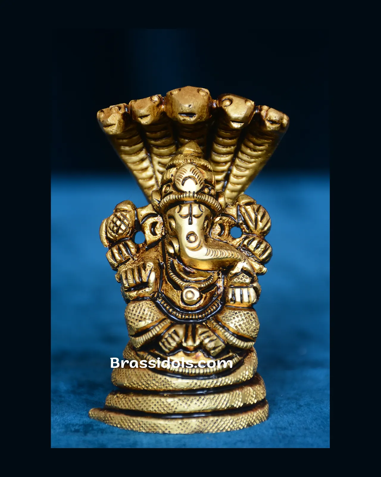 Brass 5 head snake Ganesh 2 inches - image 1