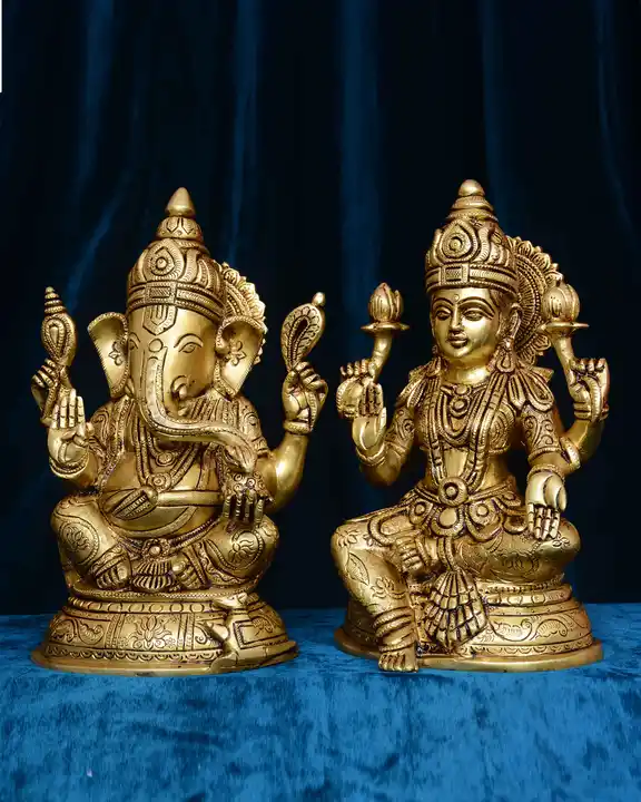 Kamal Laxmi Ganesh Round Base - image 2