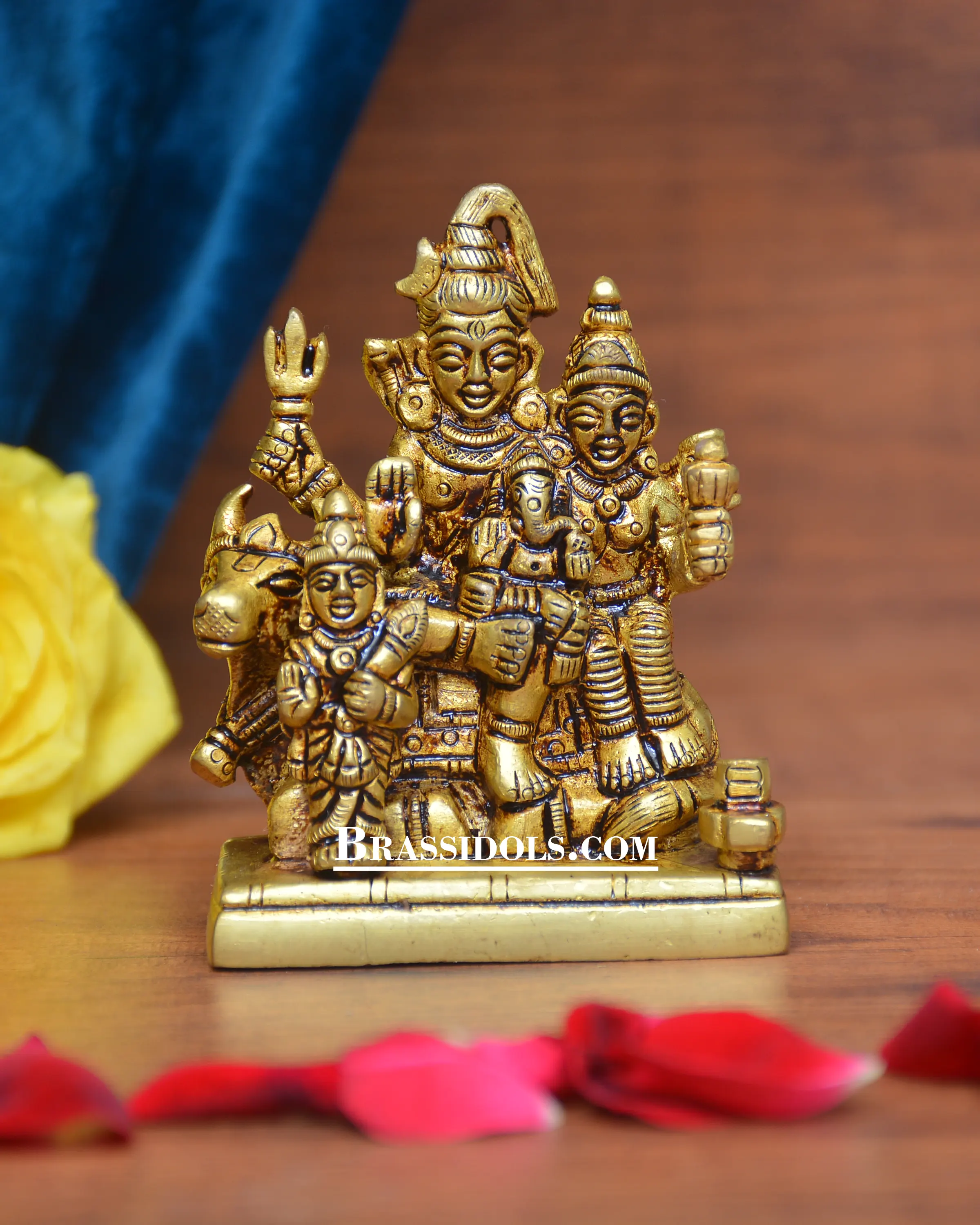 Brass Sitting Shiv Family 3.5 Inches - image 1