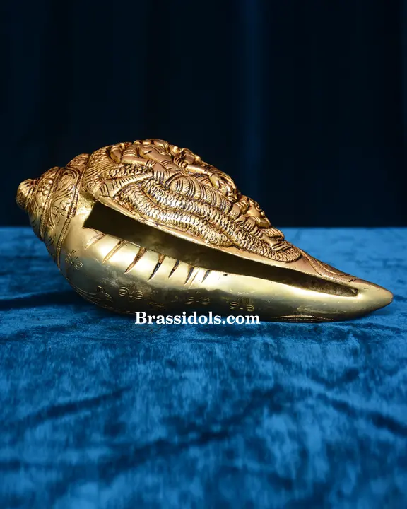 Laxmi Narasimha with shankh - image 2