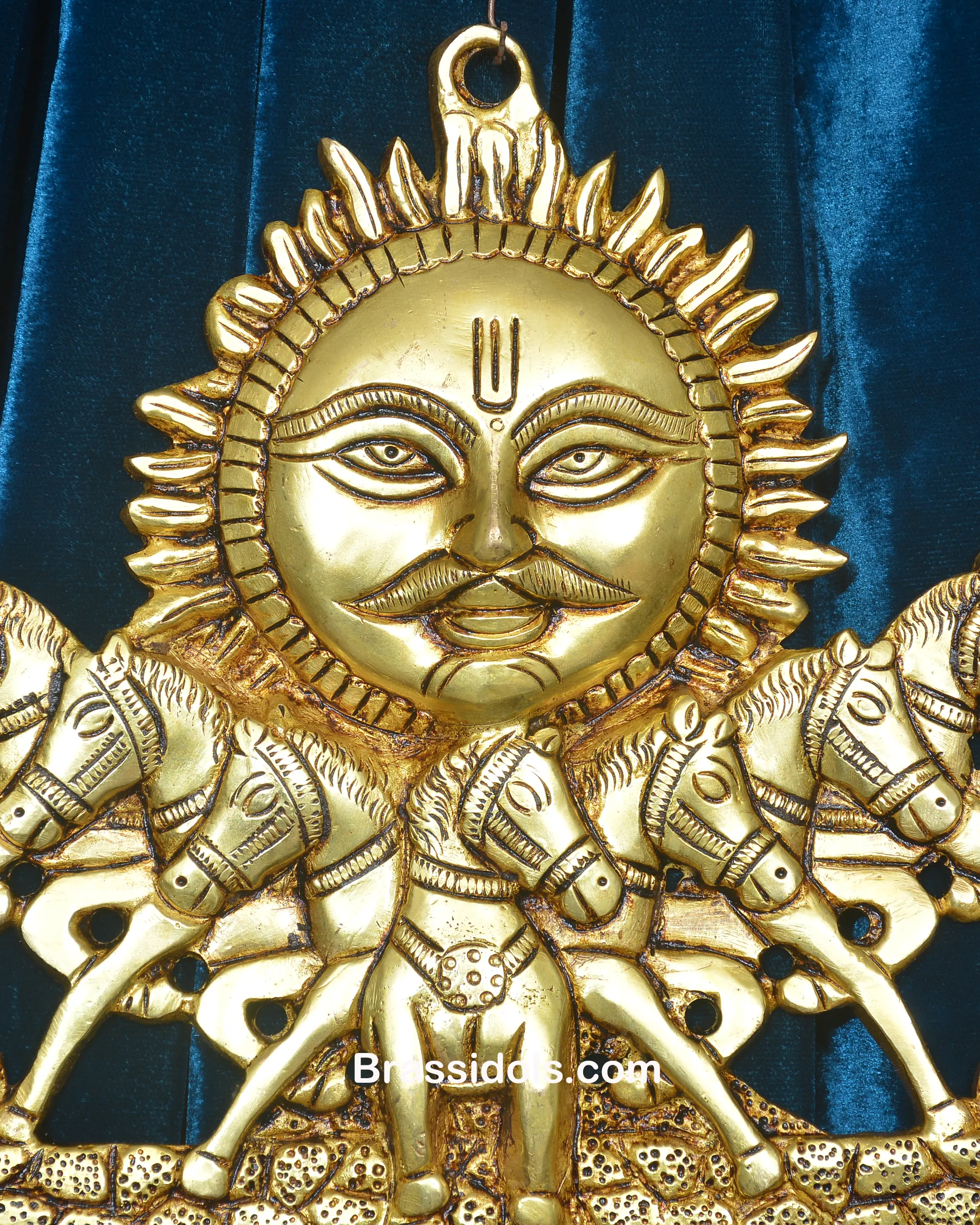 Brass Hanging Sun Plate With 7 Horse 7.5 Inches - image 2