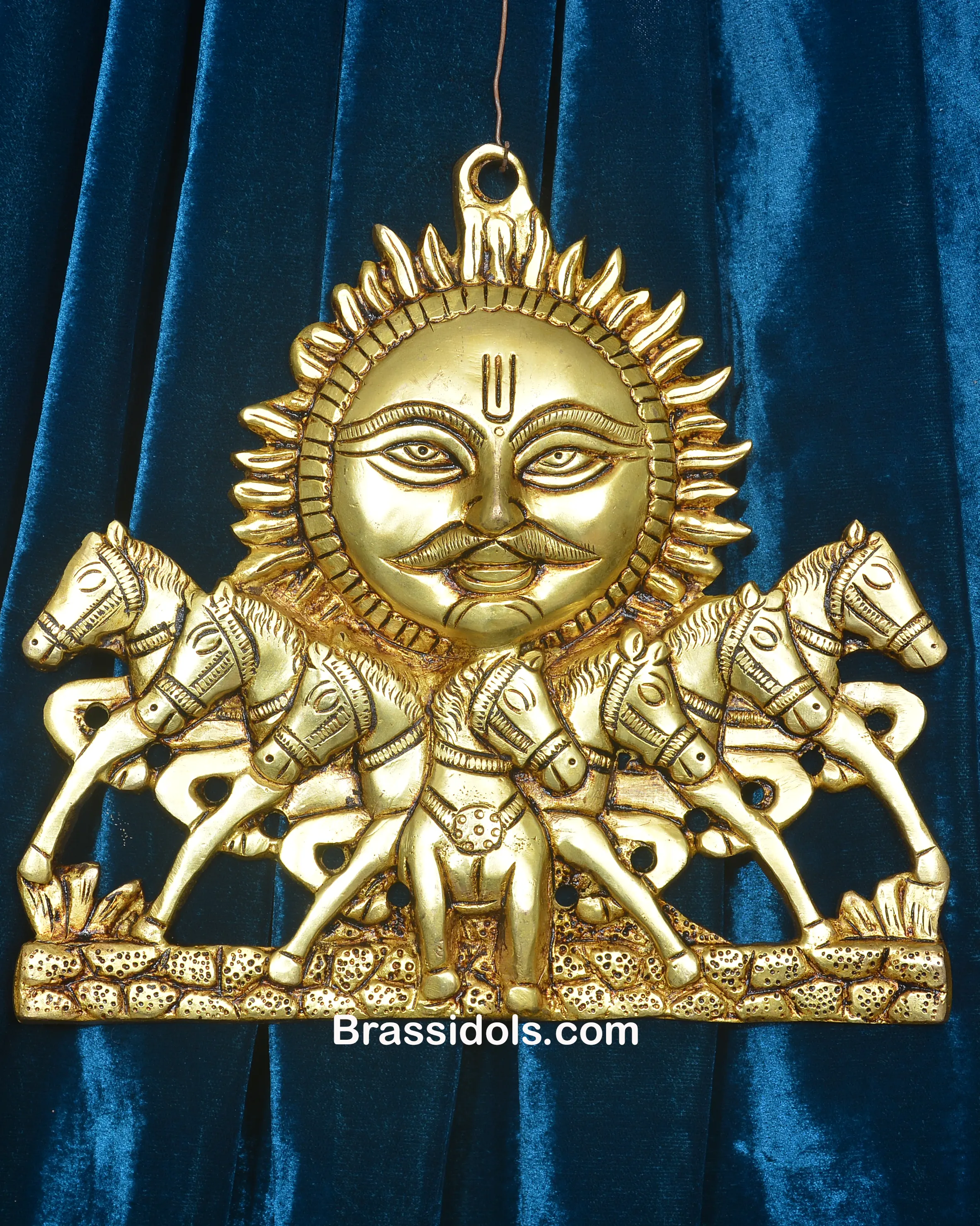 Brass Hanging Sun Plate With 7 Horse 7.5 Inches - image 1