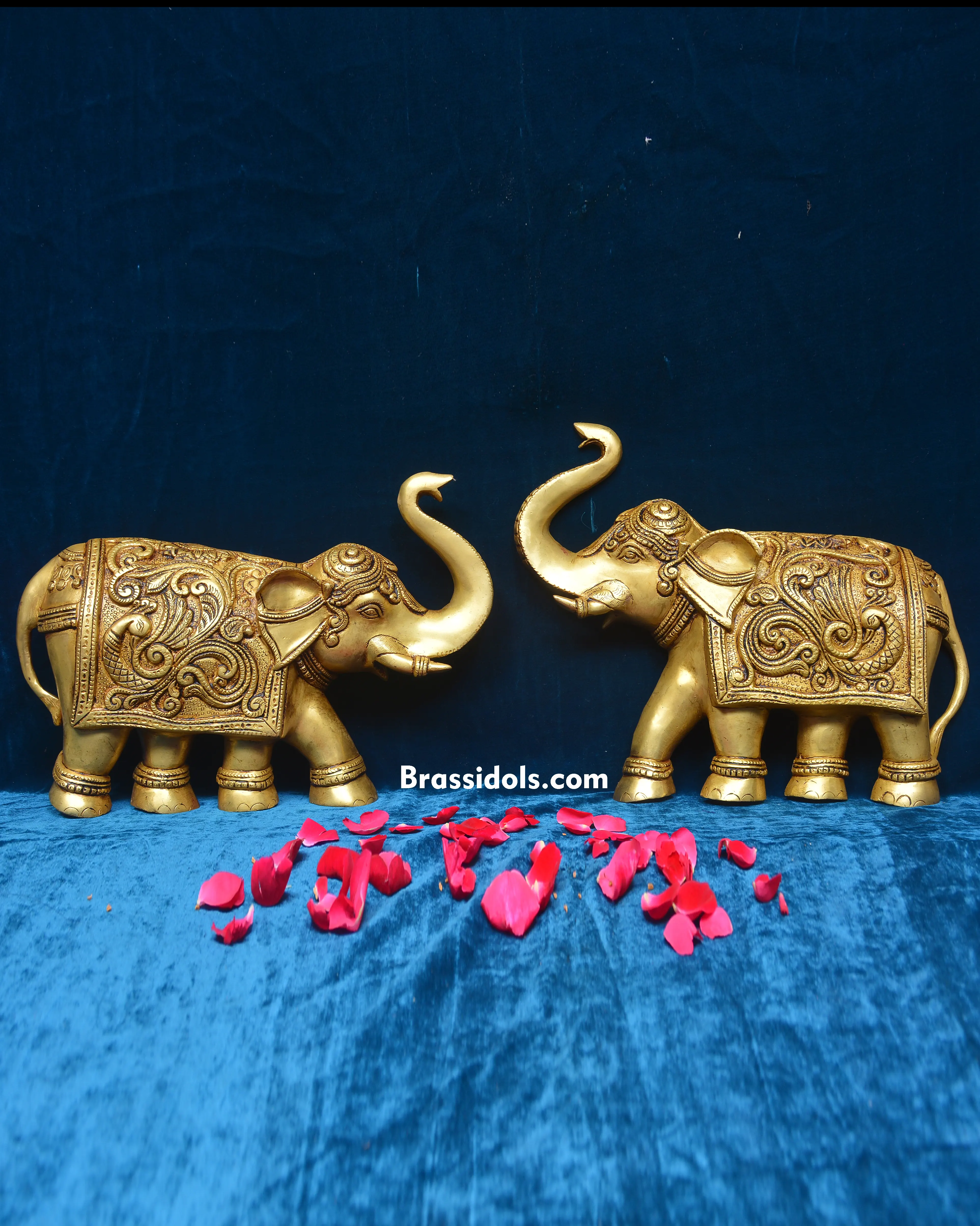 HANGING DESIGN ELEPHANT - image 1