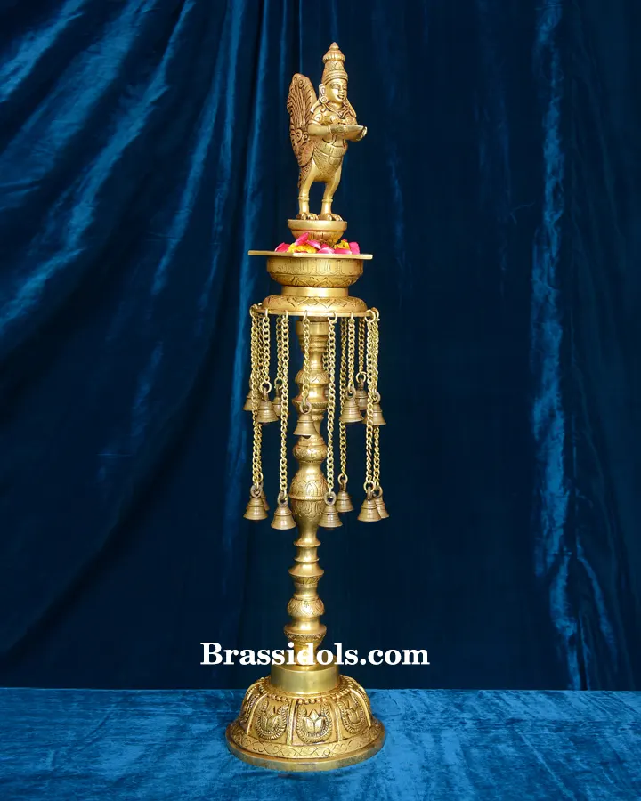 Standing Garun Lamp - image 1