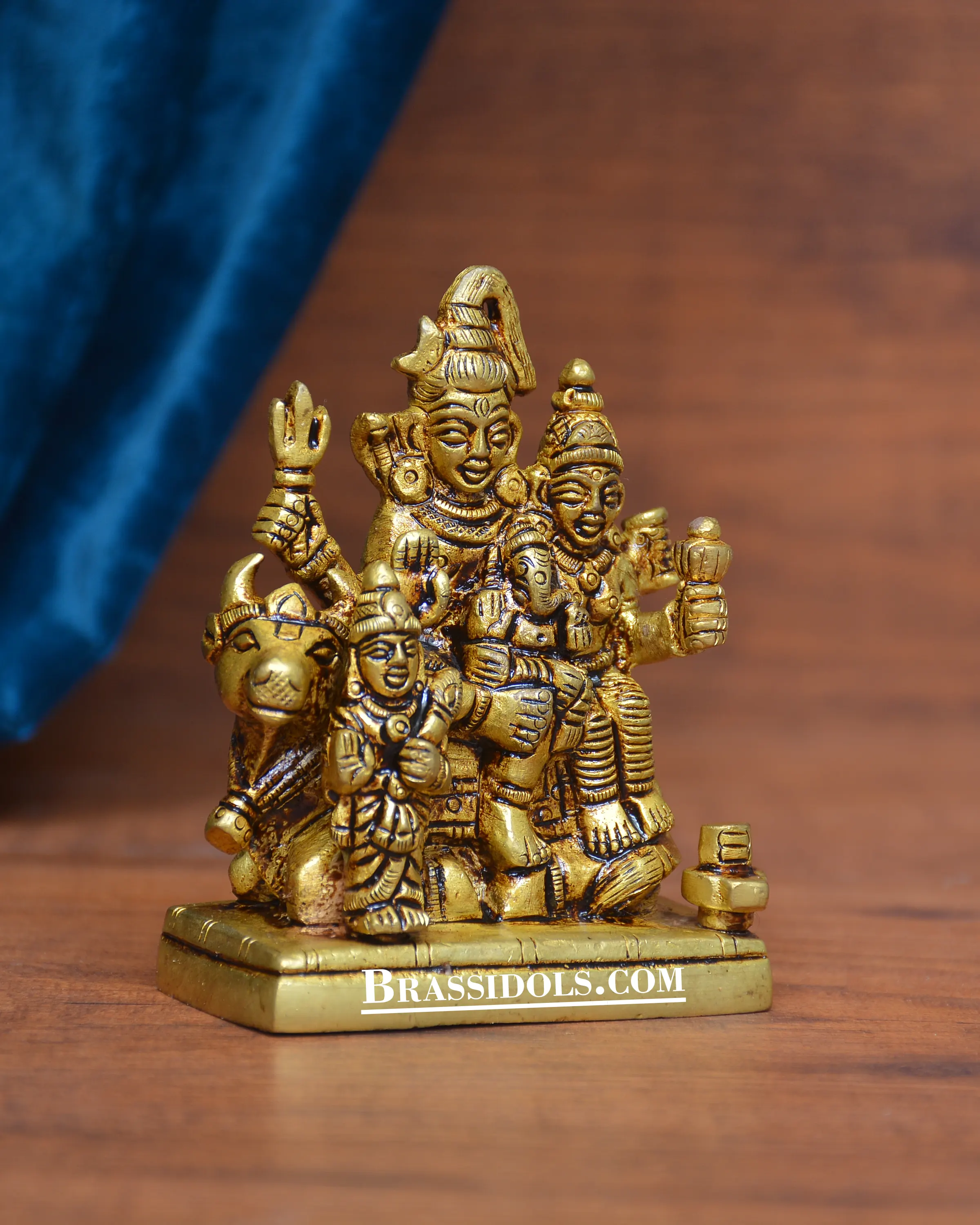 Brass Sitting Shiv Family 3.5 Inches - image 2