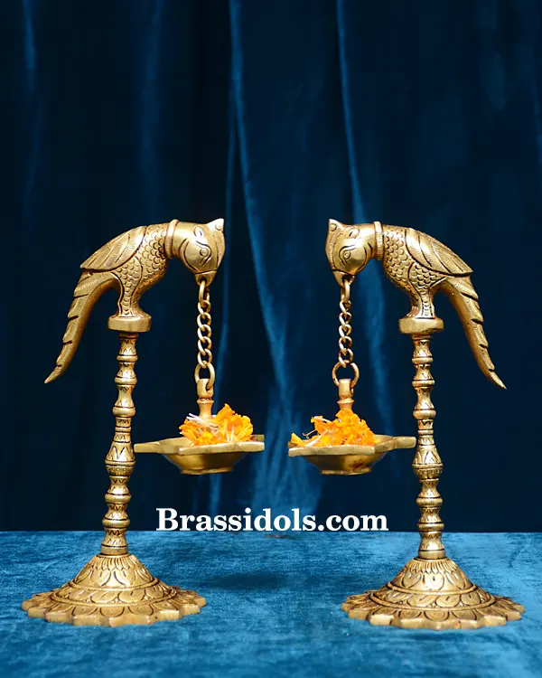 Parrot Lamp - image 1