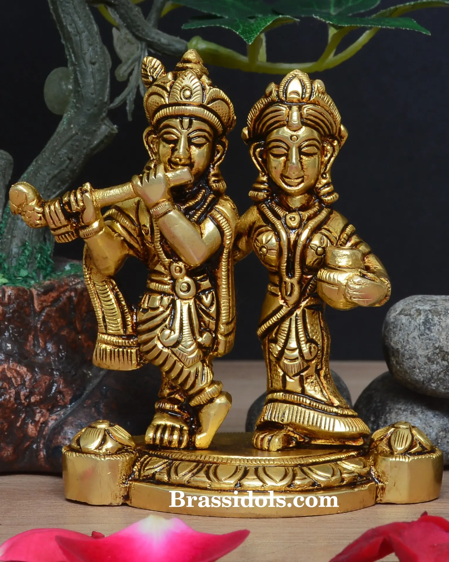 Round Base RadhaKrishna - image 1