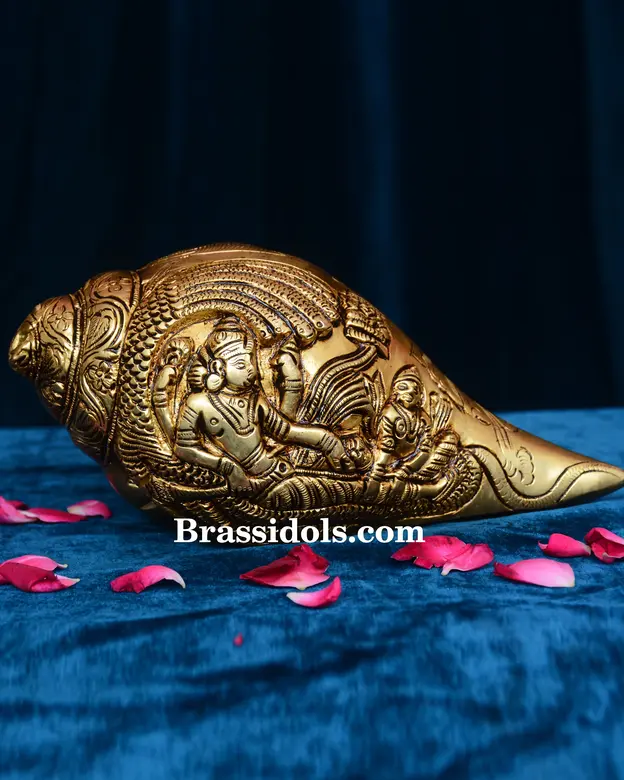 Laxmi Narasimha with shankh - image 1