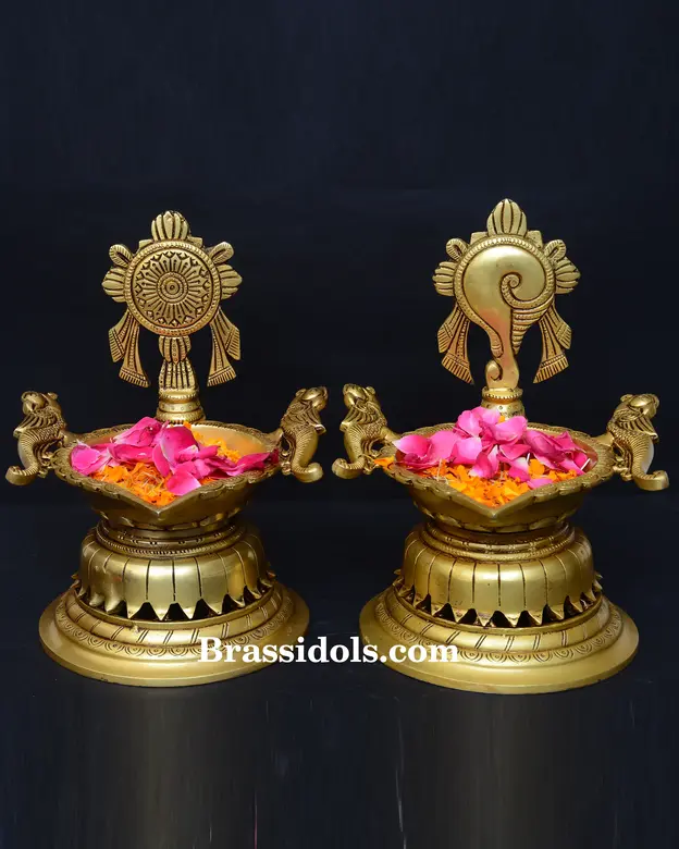 Shakra Chakra Deepak - image 1