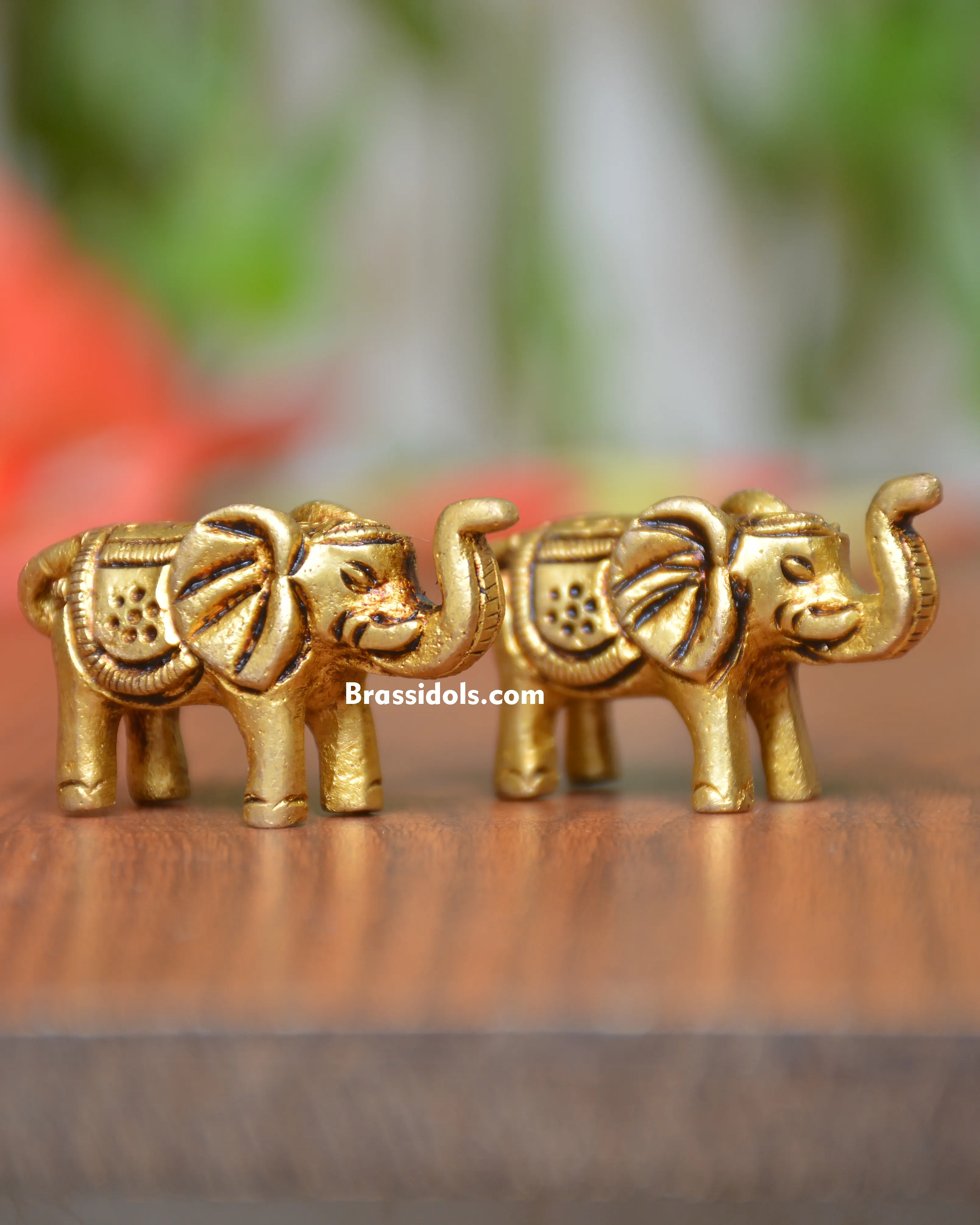 BRASS SMALL ELEPHANT - image 1